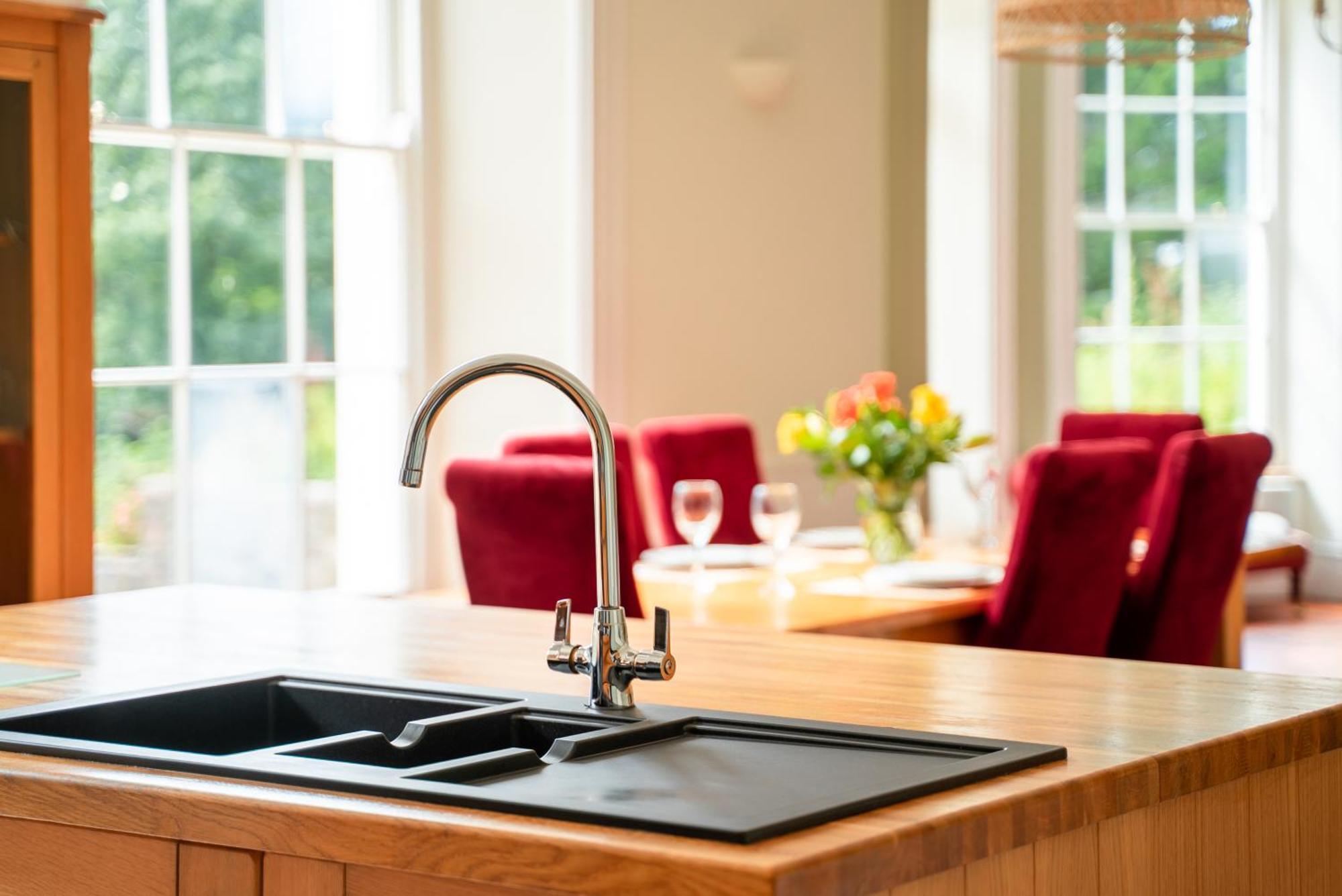 Holyland House - Greenacres Estates Lamphey Extérieur photo
